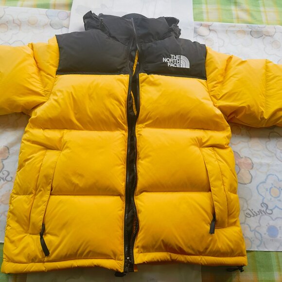 The North Face Retro Yellow and Black Warm Down Jacket - Picture 7 of 10